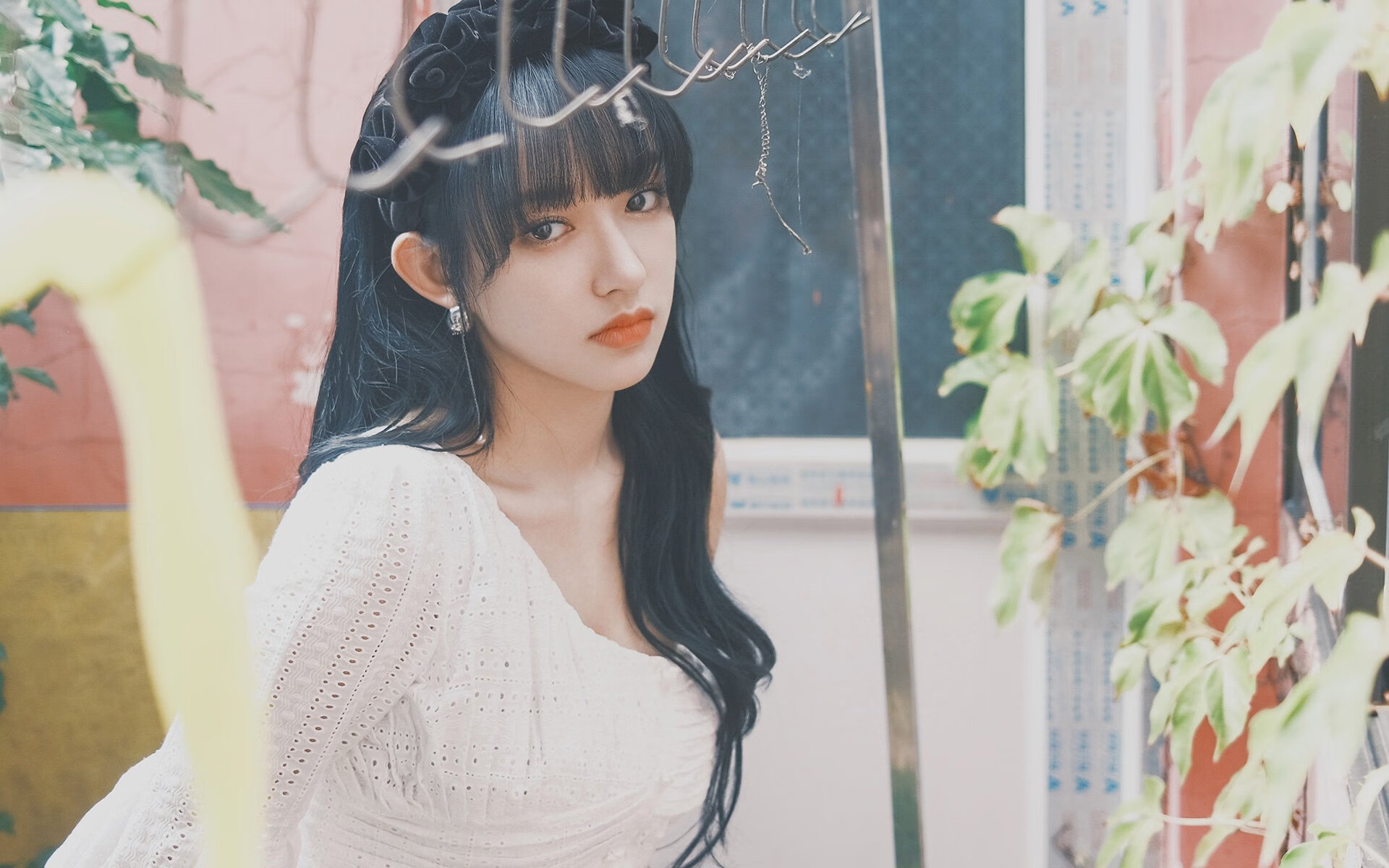 哈维·西蒙斯转会至巴黎圣日耳曼，哈维梅西