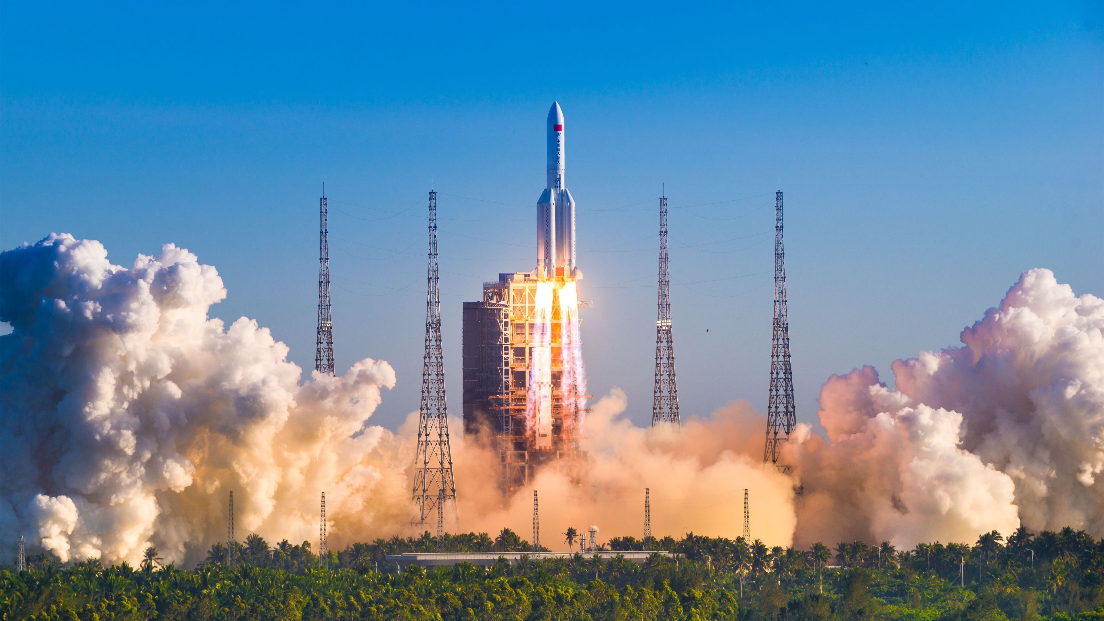 开云网站-山顶极速天梯攀登，挑战速度与耐力的巅峰，爬山天梯