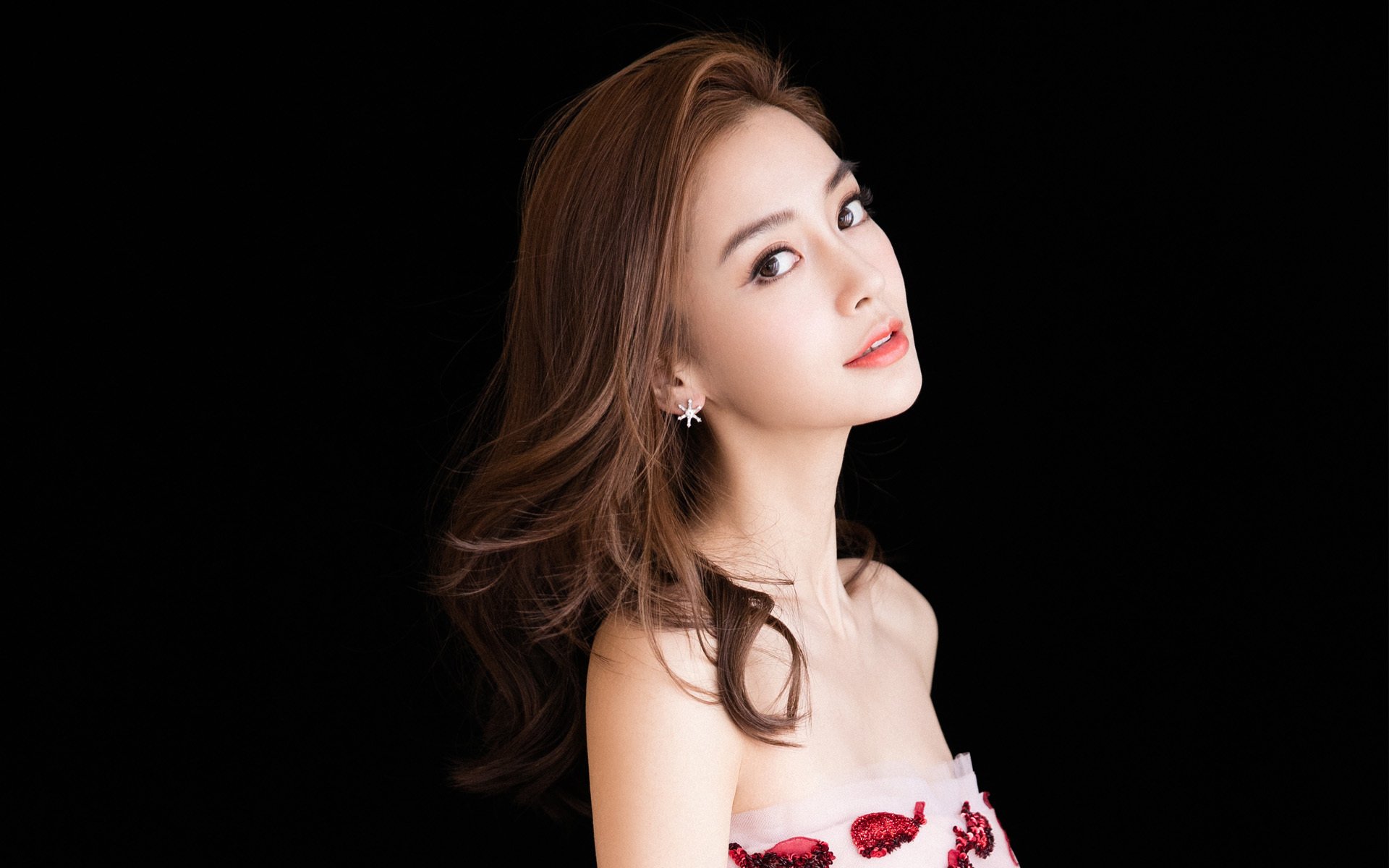 科比的盛世传奇:无私的精神永远激励年轻人!,科比 致敬